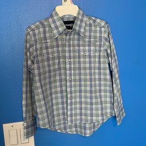 Brand new Wrangler pearl snap shirt